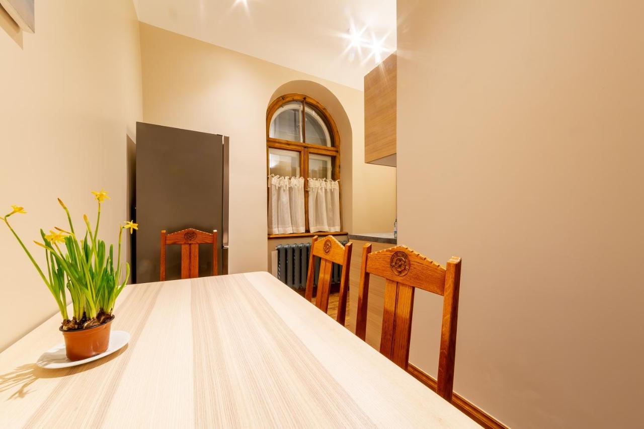 里加Cozy Storie'S Ap, 47Sqm, Renovated 2020, Free Parking公寓 外观 照片